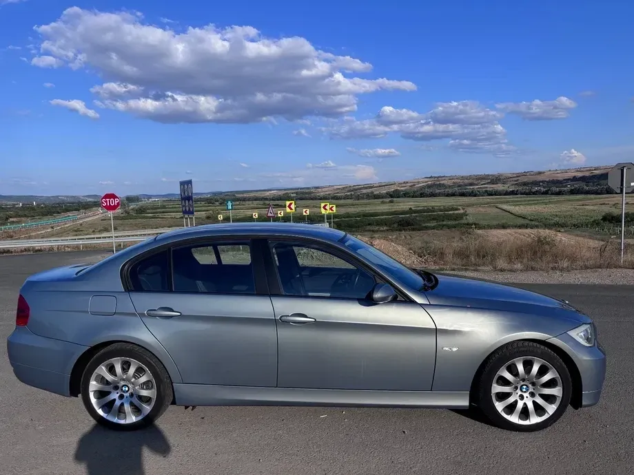 BMW Seria 3 E90/E91/E92/E93 — imagine 3