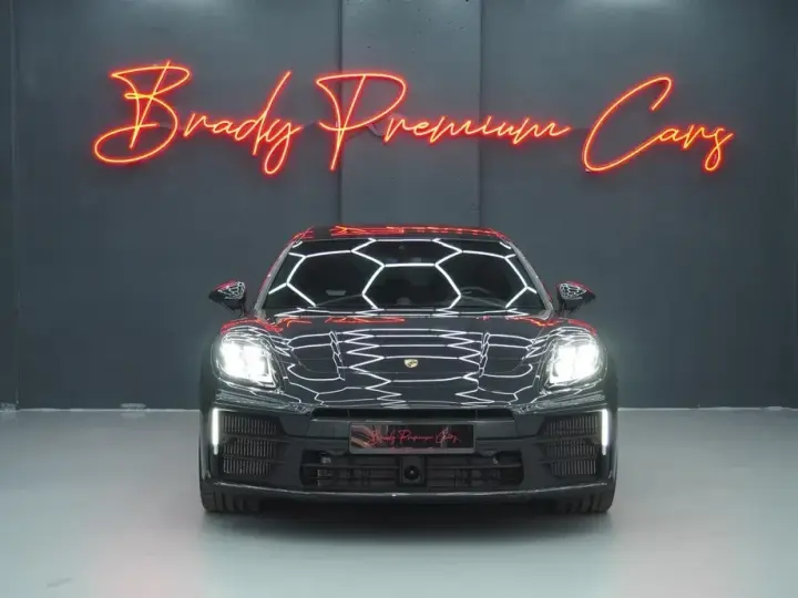 Porsche Panamera 4