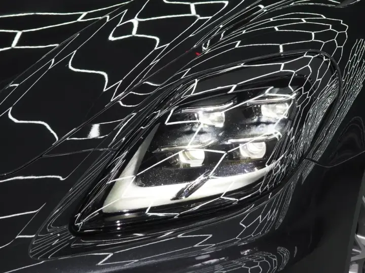 Porsche Panamera 4