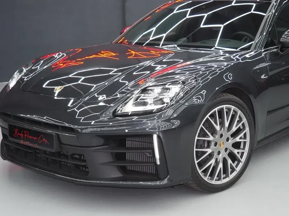 Porsche Panamera 4 — imagine 3