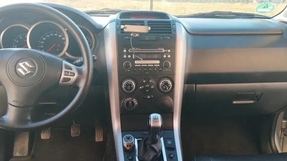 Suzuki Grand Vitara 1.9 DDIS JLX — imagine 2