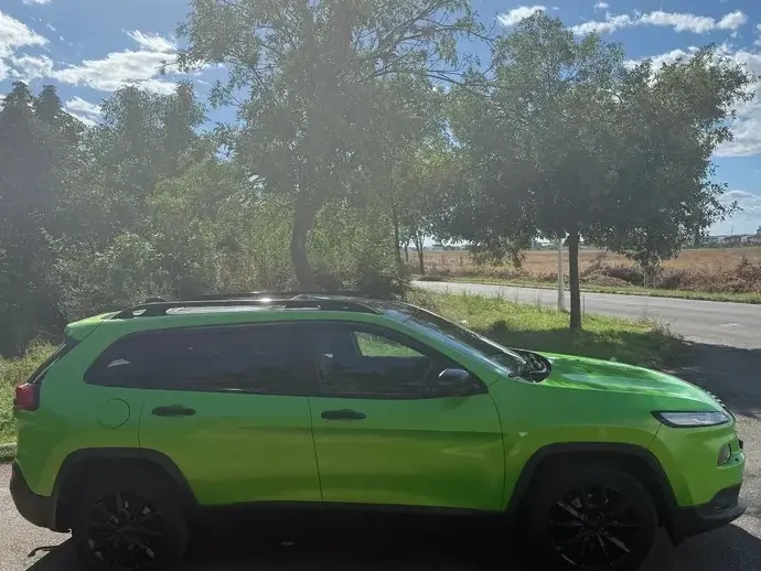 Jeep Cherokee 2.0 Mjet 4x4 AT Limited