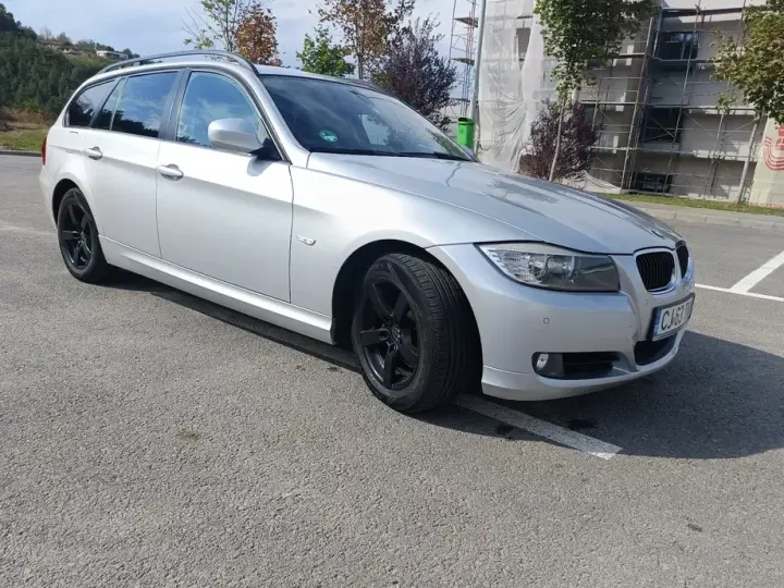 BMW Seria 3 E90/E91/E92/E93 318d DPF Aut.