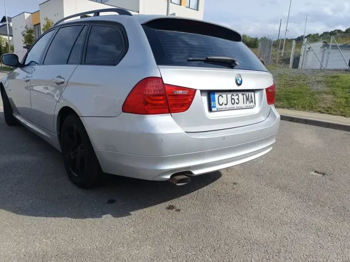 BMW Seria 3 E90/E91/E92/E93 318d DPF Aut.