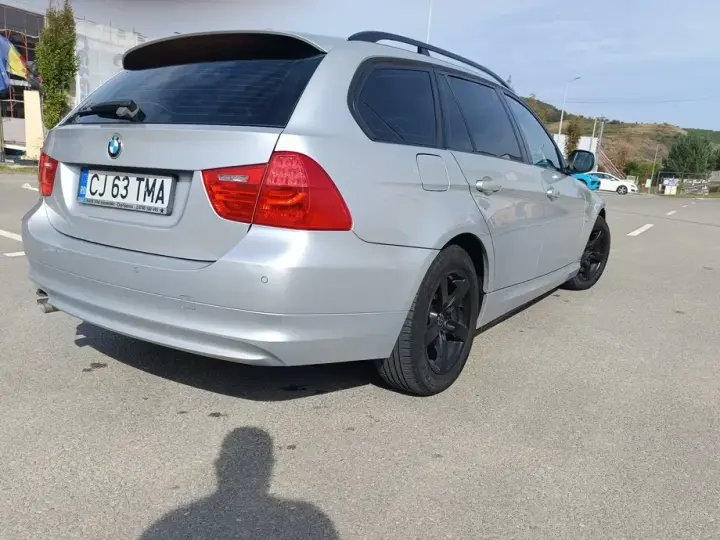 BMW Seria 3 E90/E91/E92/E93 318d DPF Aut.