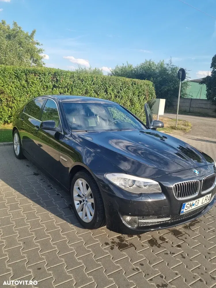 BMW Seria 5 F10/F11/F07 [2010 - 2017] 520d — imagine 2