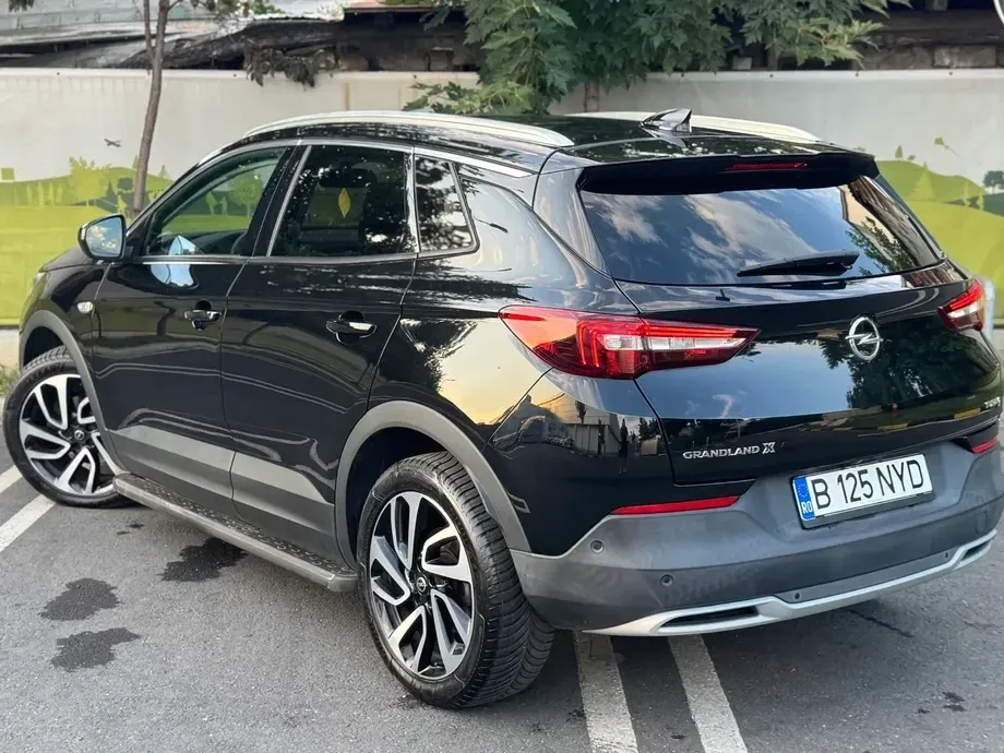 Opel Grandland X 1.2 Turbo START/STOP Ultimate Aut. — imagine 5