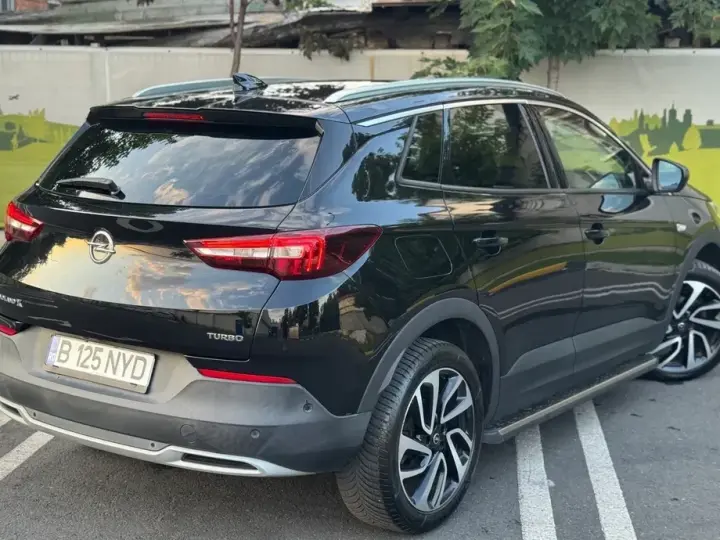 Opel Grandland X 1.2 Turbo START/STOP Ultimate Aut.