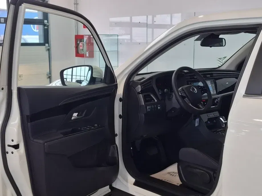 SsangYong Korando — imagine 6