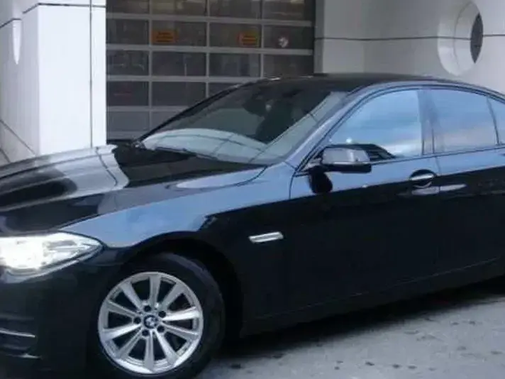 BMW Seria 5 F10/F11/F07 525d xDrive Aut.