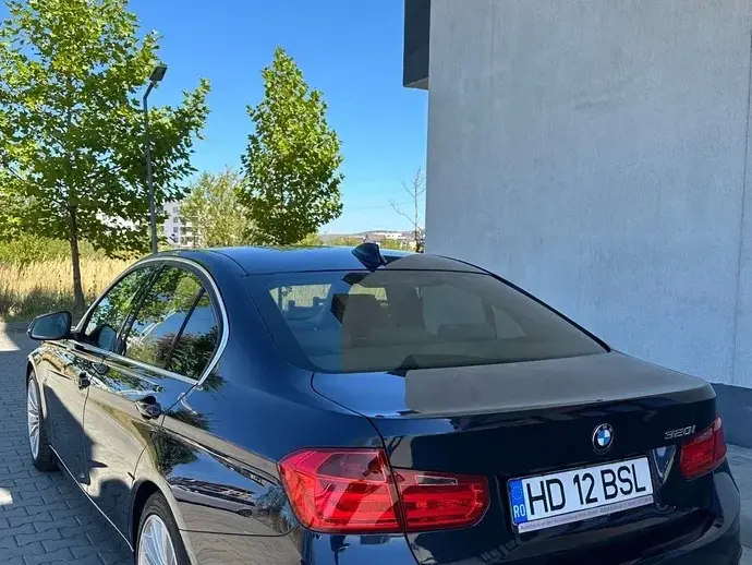 BMW Seria 3 F30/F31/F34 320i Aut. Luxury Line