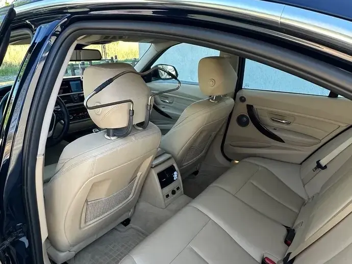 BMW Seria 3 F30/F31/F34 320i Aut. Luxury Line