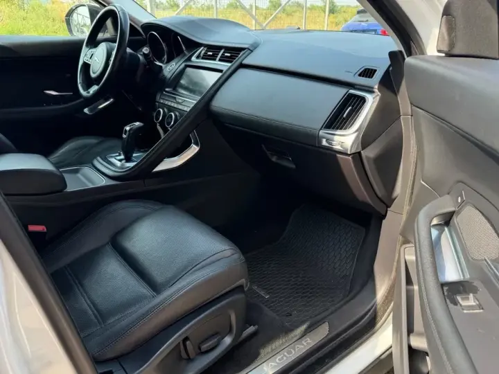 Jaguar E-Pace D150 AWD Aut. HSE