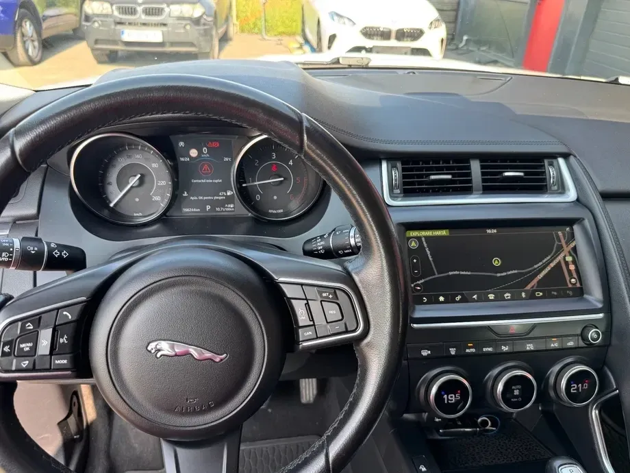 Jaguar E-Pace D150 AWD Aut. HSE — imagine 5