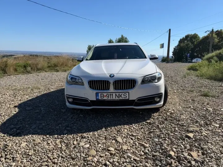 BMW Seria 5 F10/F11/F07 520d xDrive Aut. Luxury Line