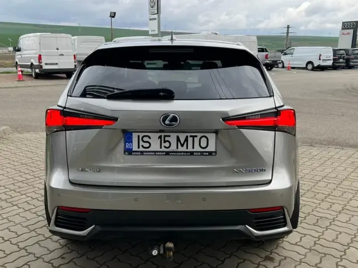 Lexus NX 300h AWD Executive Plus