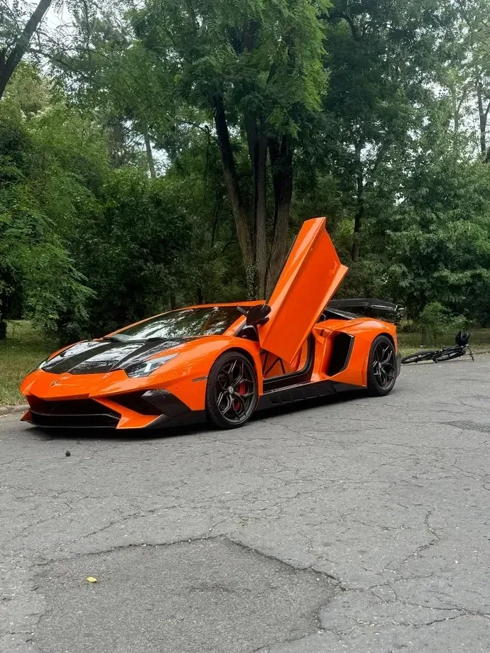 Lamborghini Aventador LP 700-4 — imagine 2