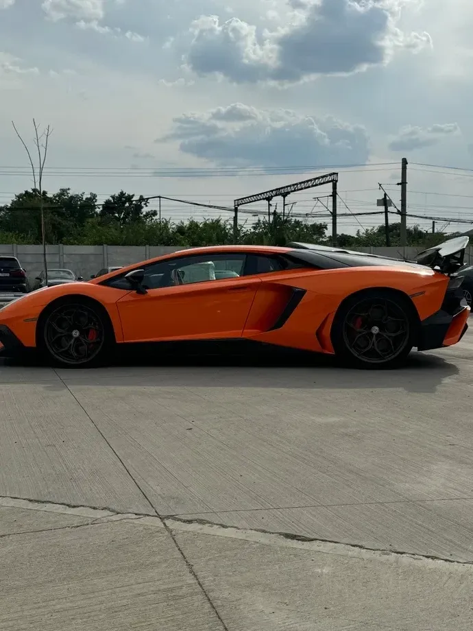 Lamborghini Aventador LP 700-4 — imagine 3