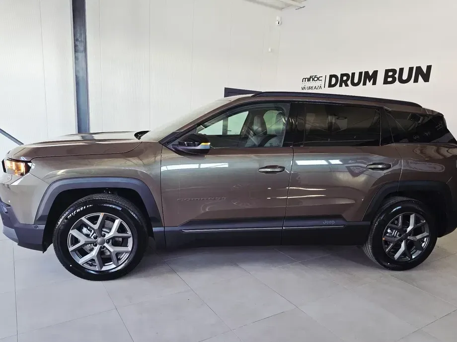 Jeep Compass 1.2 e-Hybrid DCT6 First Edition — imagine 2