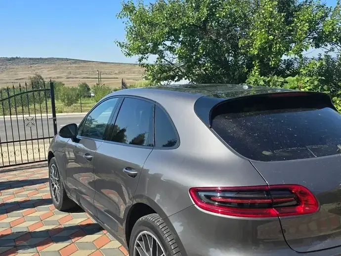 Porsche Macan PDK
