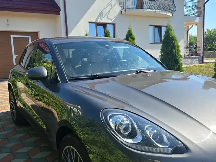 Porsche Macan PDK