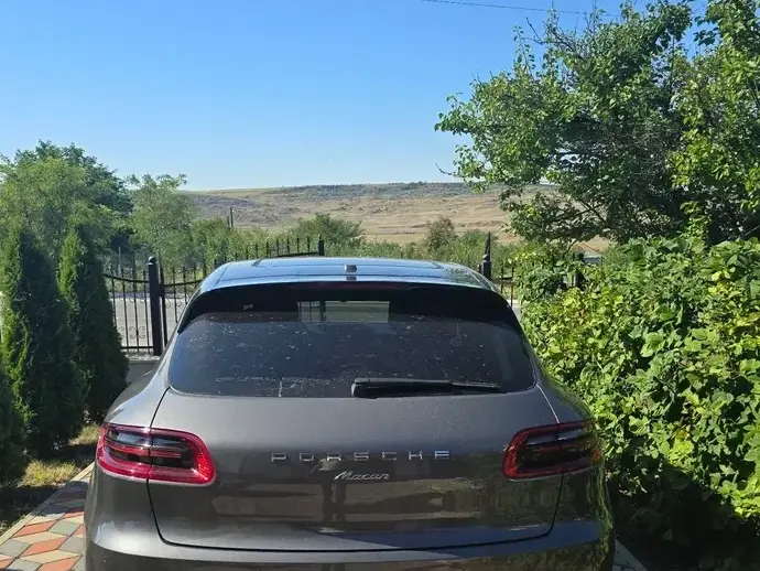 Porsche Macan PDK