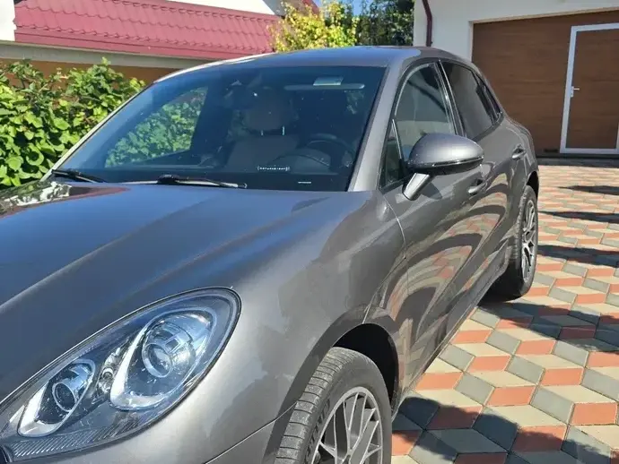 Porsche Macan PDK
