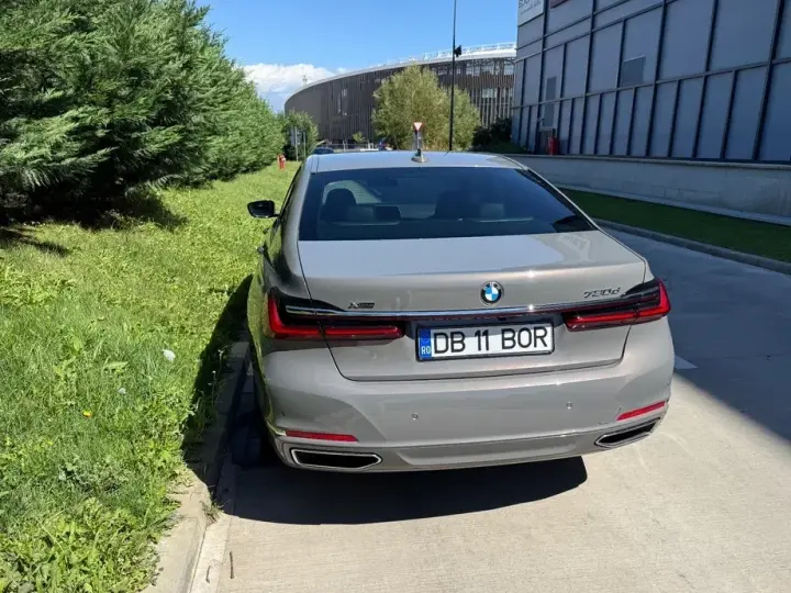 BMW Seria 7 G11/G12 730d xDrive