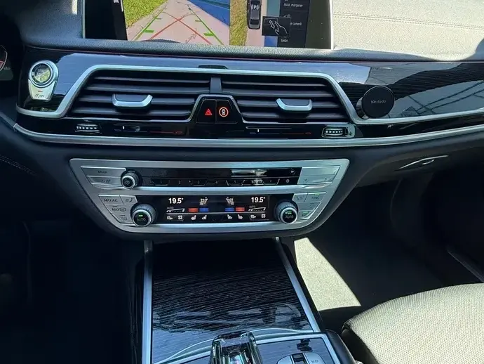 BMW Seria 7 G11/G12 730d xDrive