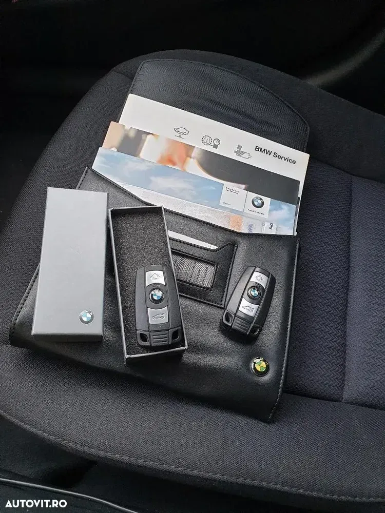BMW Seria 3 E90/E91/E92/E93 [2005 - 2013] — imagine 2
