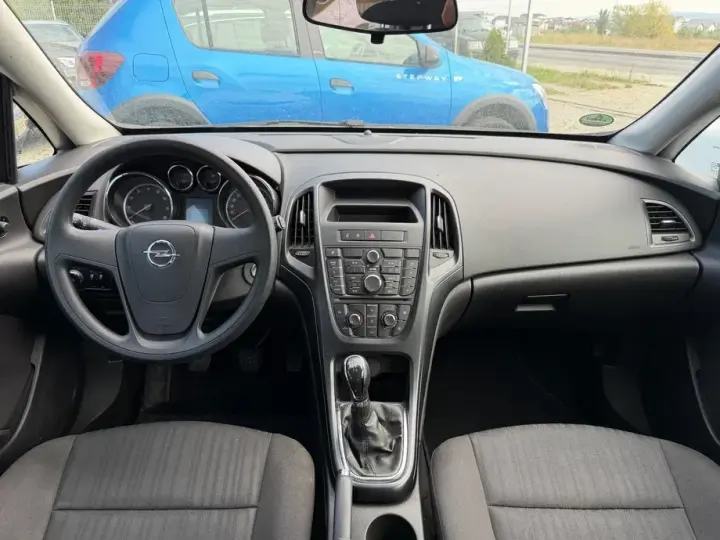 Opel Astra J 1.6