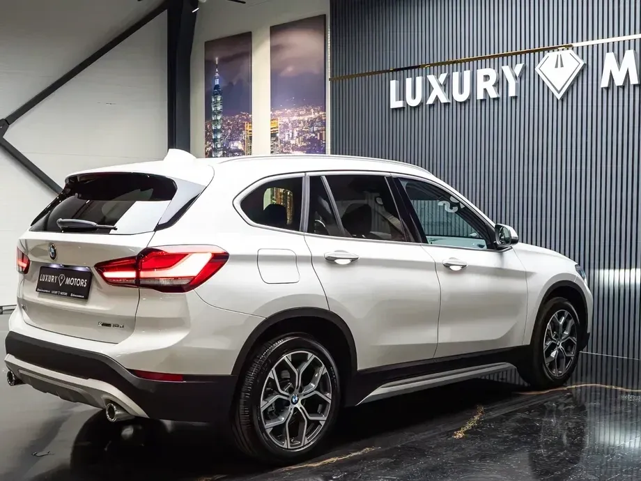 BMW X1 F48 xDrive18d Aut. xLine — imagine 5