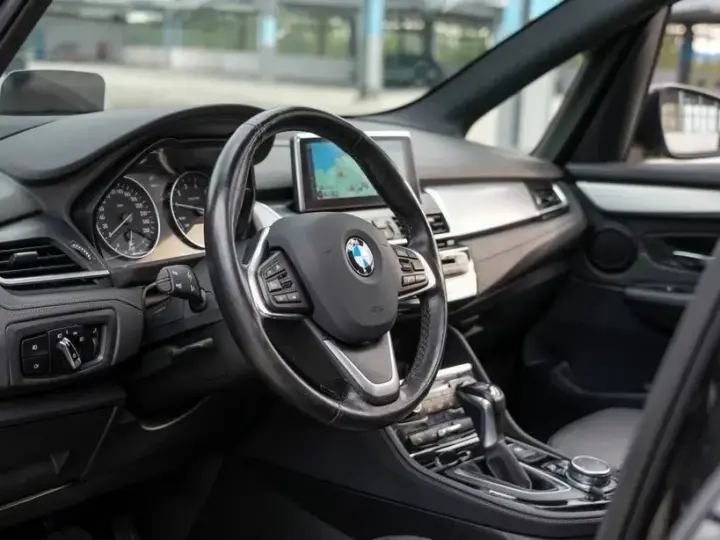 BMW Seria 2 225xe AT Sport Line