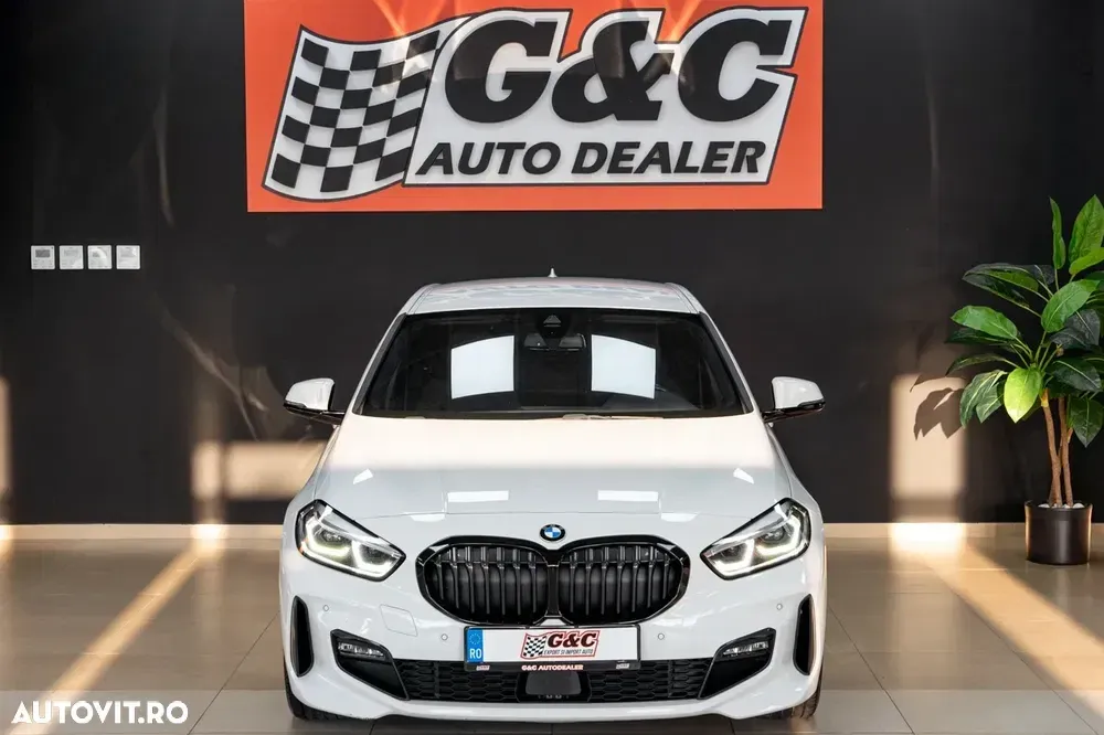 BMW Seria 1 F40/F52 [2017 - Prezent] 118i Aut. Edition M Sport Shadow — imagine 3