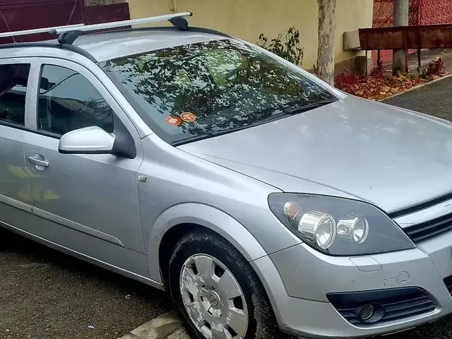 Opel Astra H