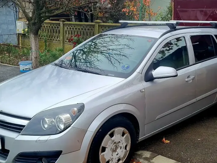 Opel Astra H