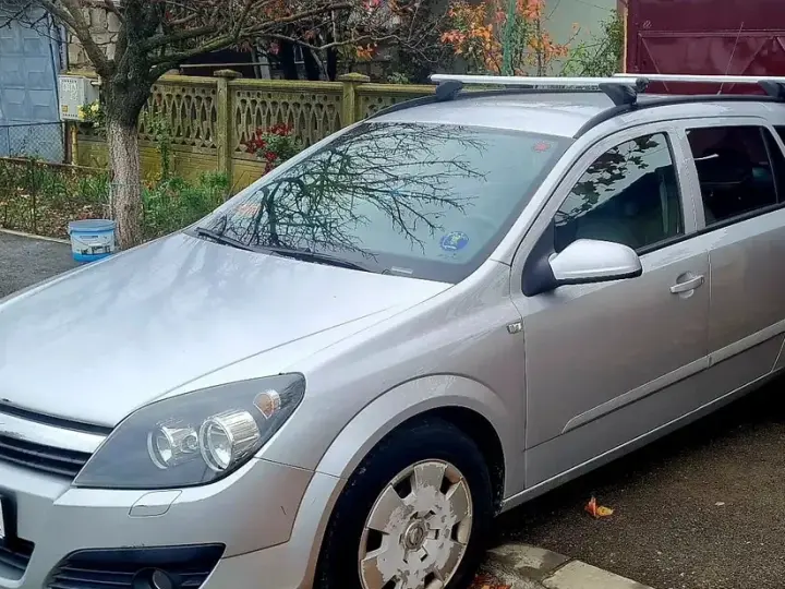 Opel Astra H
