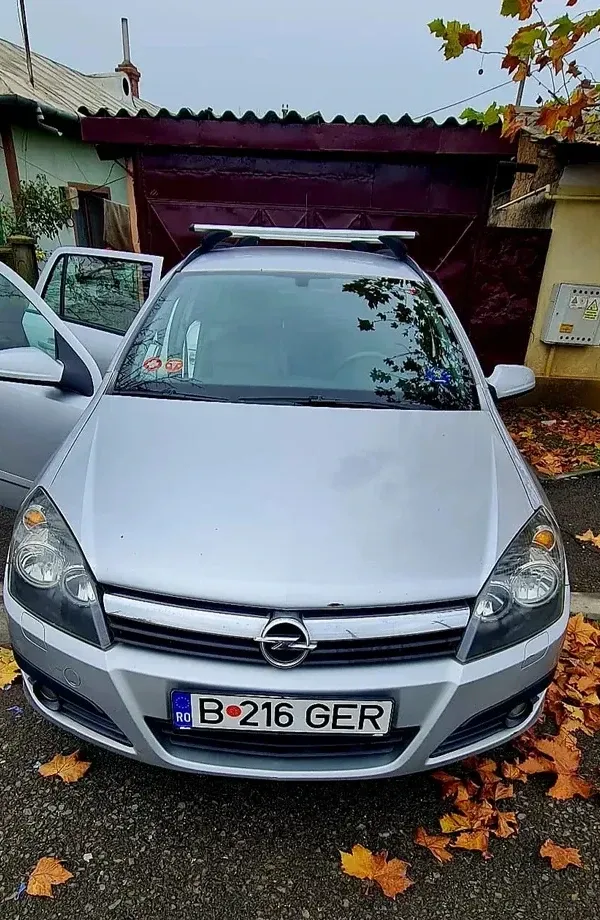 Opel Astra H — imagine 3