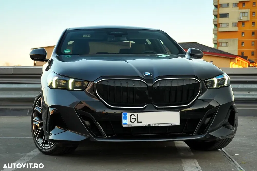 BMW Seria 5 520d Aut. — imagine 4