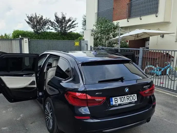 BMW Seria 5 G30/G31 520d xDrive Aut. Sport Line