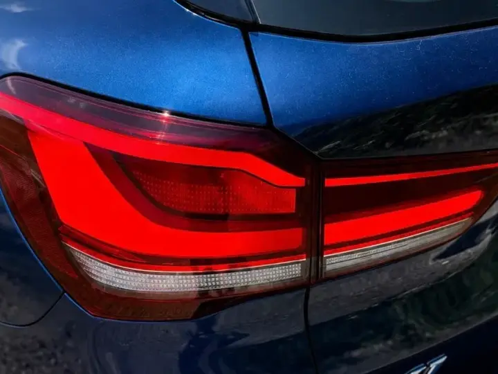 BMW X1 F48 xDrive20i AT