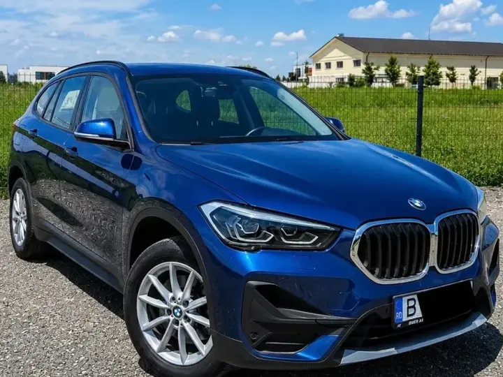 BMW X1 F48 xDrive20i AT