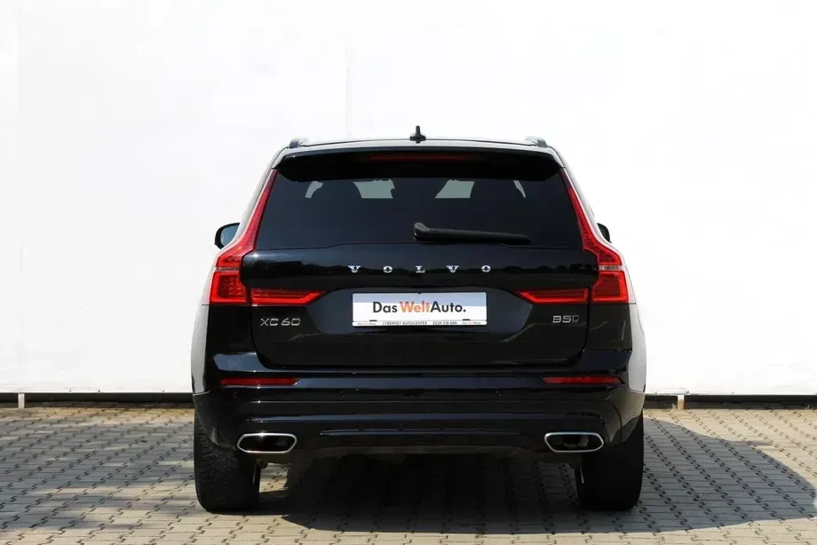 Volvo XC 60 II D5 AWD R-Design — imagine 4