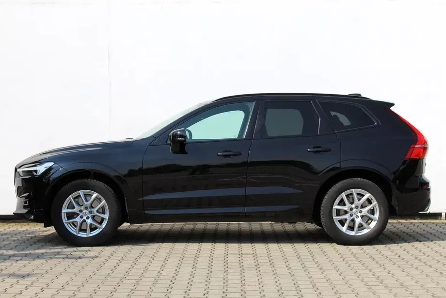 Volvo XC 60 II D5 AWD R-Design — imagine 2