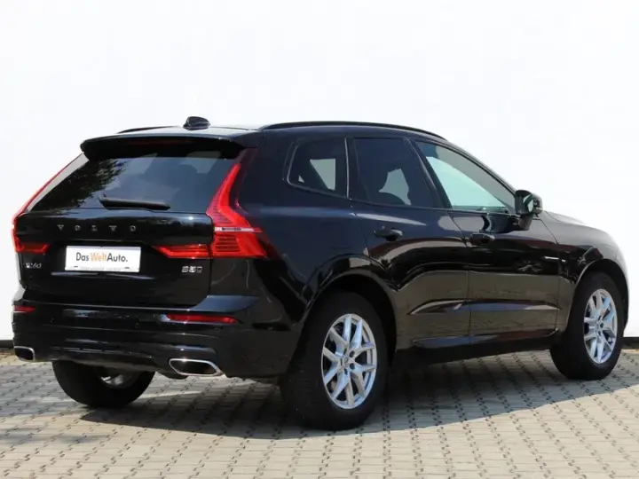 Volvo XC 60 II D5 AWD R-Design