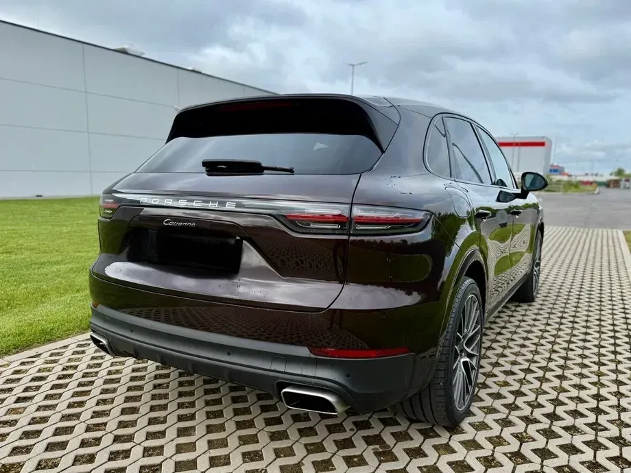 Porsche Cayenne — imagine 5