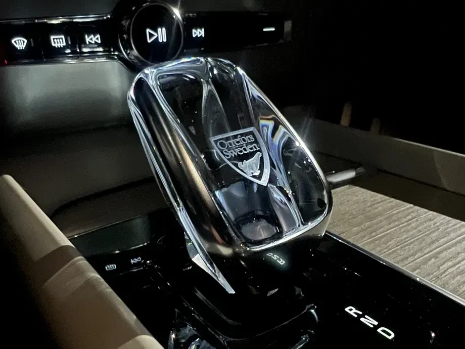 Volvo XC 60 B4 MHEV Inscription — imagine 6