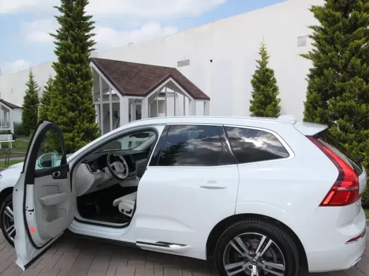 Volvo XC 60 B4 MHEV Inscription