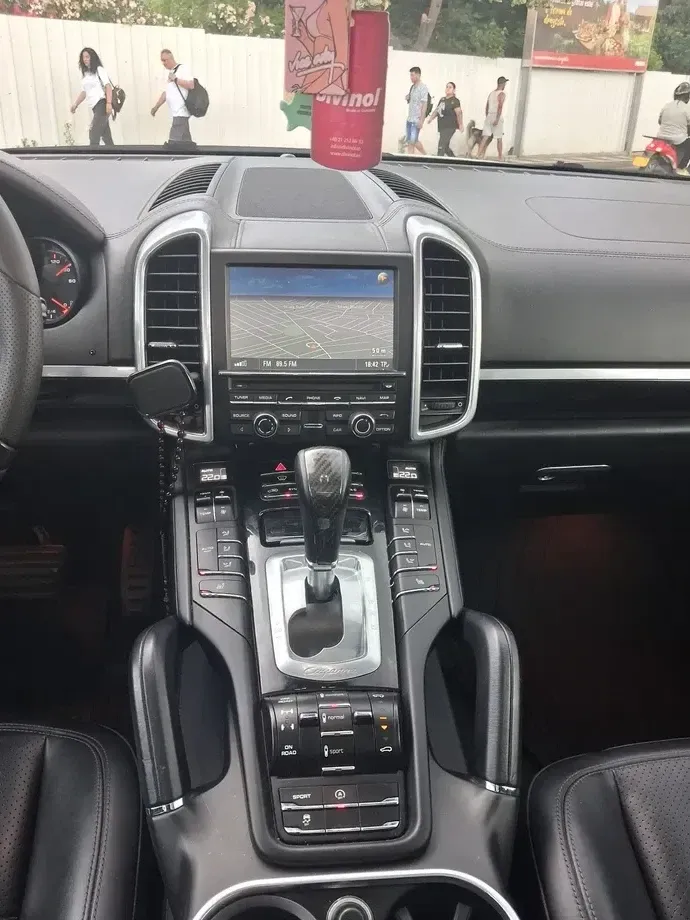 Porsche Cayenne — imagine 6