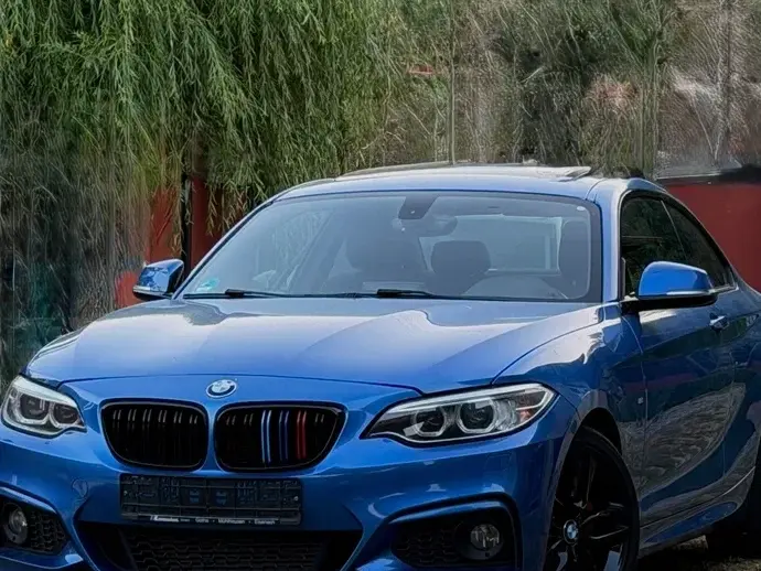 BMW Seria 2 220d Aut. M Sport